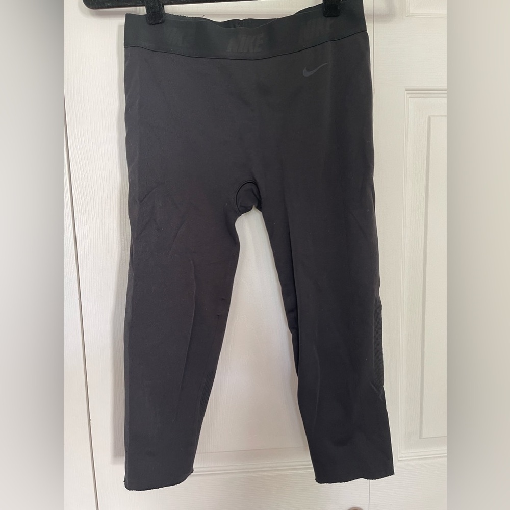 Nike Seamless Capri Leggings